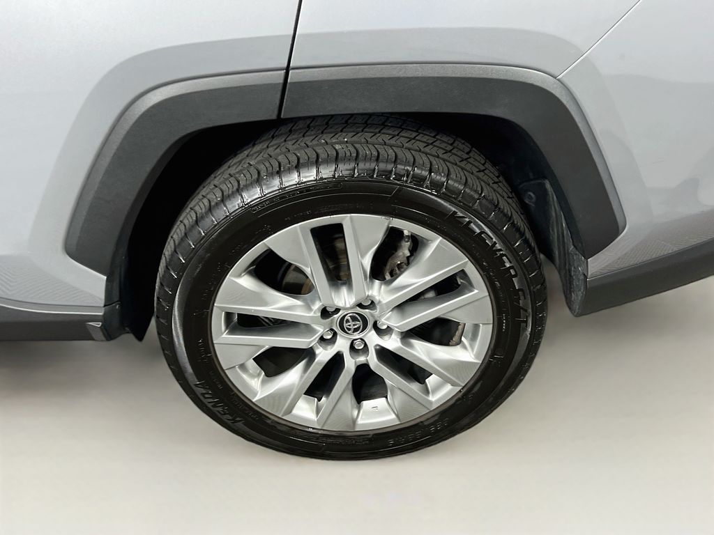 2019 Toyota RAV4 XLE Premium - Photo 26