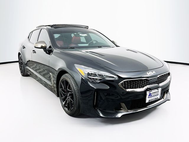 2022 Kia Stinger GT-Line's photo