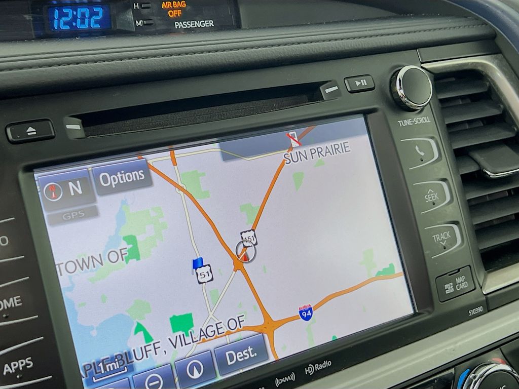 2019 Toyota Highlander XLE - Photo 13