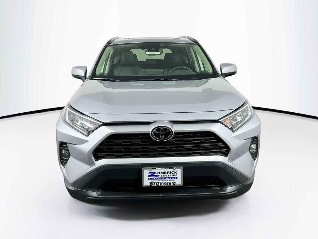 2019 Toyota RAV4 XLE Premium - Photo 2