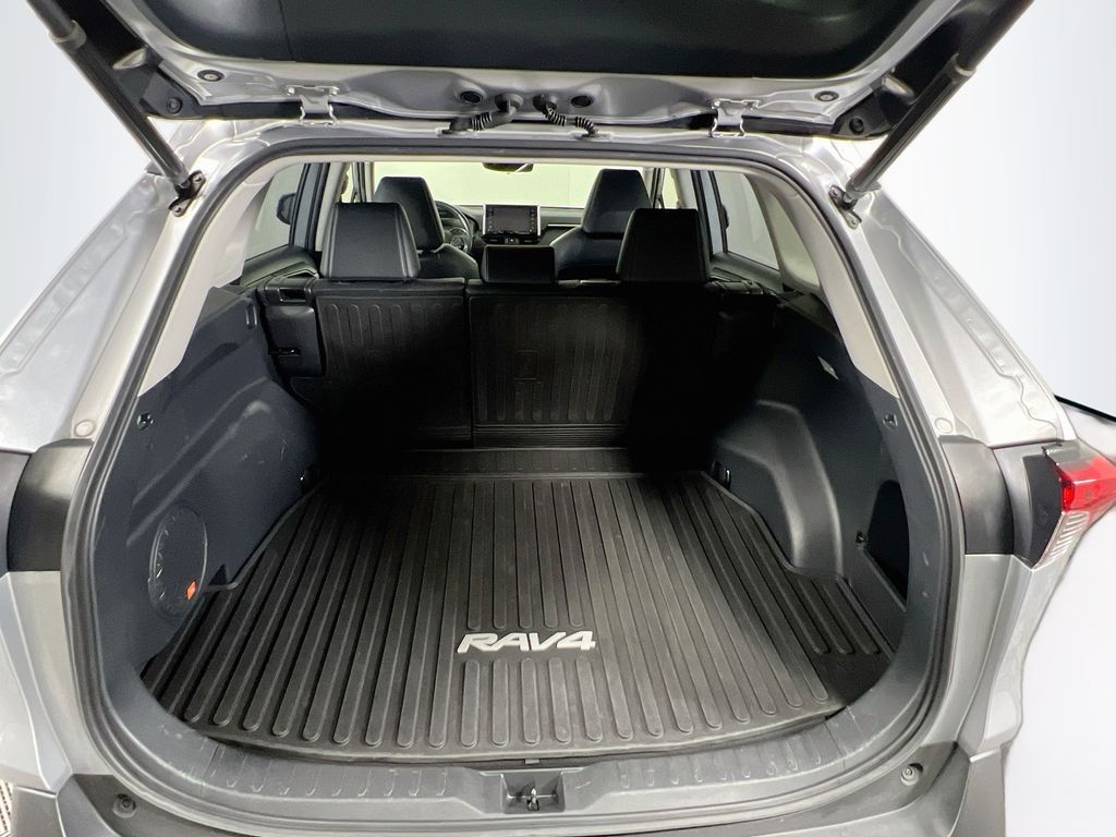 2019 Toyota RAV4 XLE Premium - Photo 25