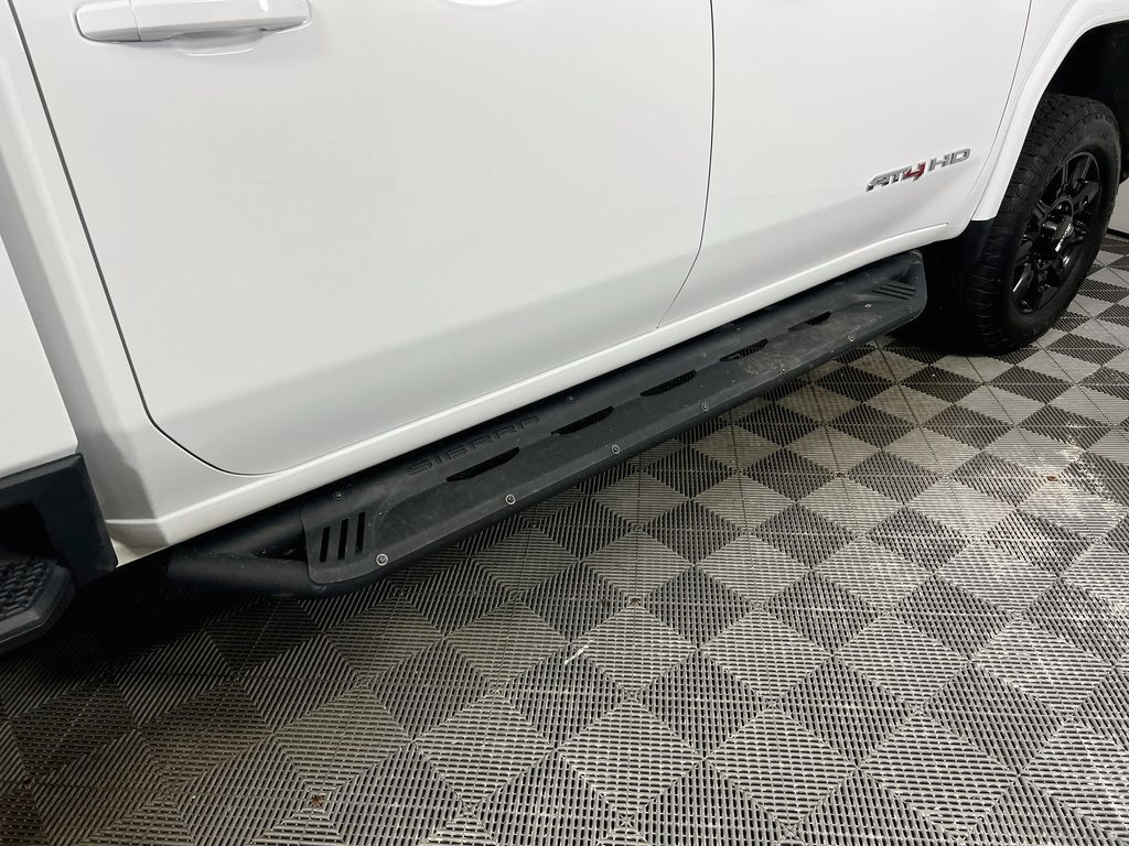 2024 GMC Sierra 2500HD AT4 - Photo 32