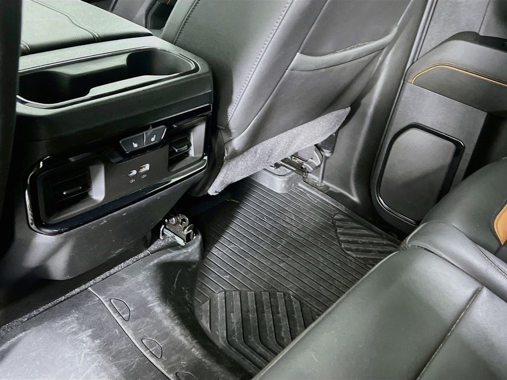 2024 GMC Sierra 2500HD AT4 - Photo 27