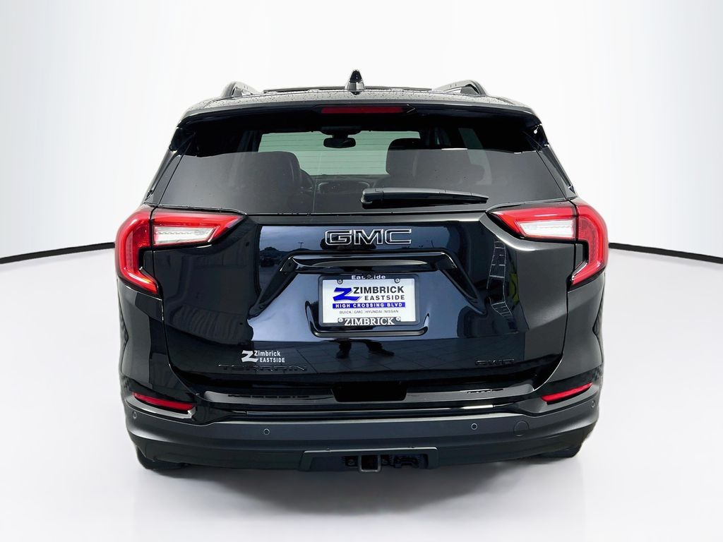 2024 GMC Terrain SLT - Photo 6