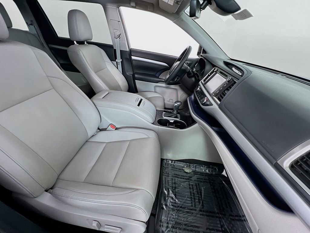 2019 Toyota Highlander XLE - Photo 30