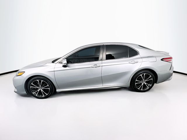 2018 Toyota Camry L photo 4
