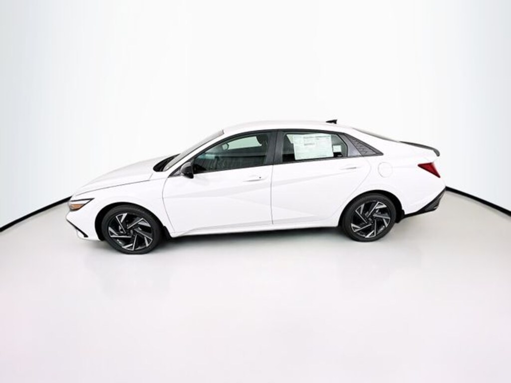 New 2025 Hyundai Elantra Hybrid SEL Sport Sedan