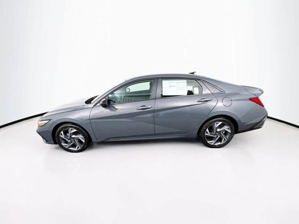 New 2025 Hyundai Elantra Hybrid SEL Sport Sedan