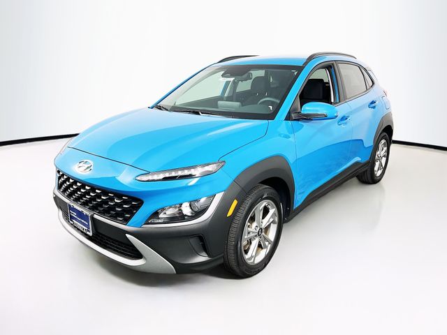 2023 Hyundai Kona SEL photo 3