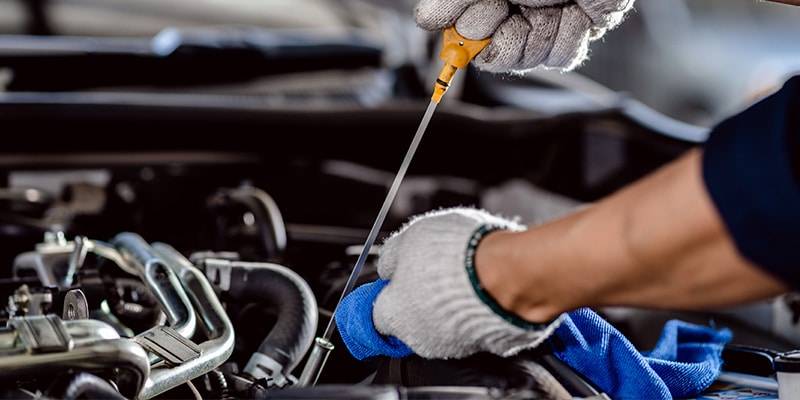 Nissan Oil Change in Madison, WI