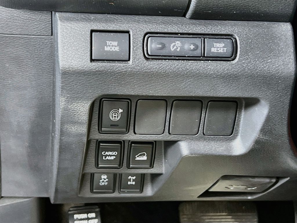 2022 Nissan Frontier PRO-4X - Photo 9