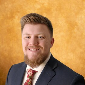 Staff member TEEGAN LENTZ from ID_b70a73782af5