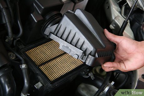 Nissan Car Air Filter Replacement in Madison, WI