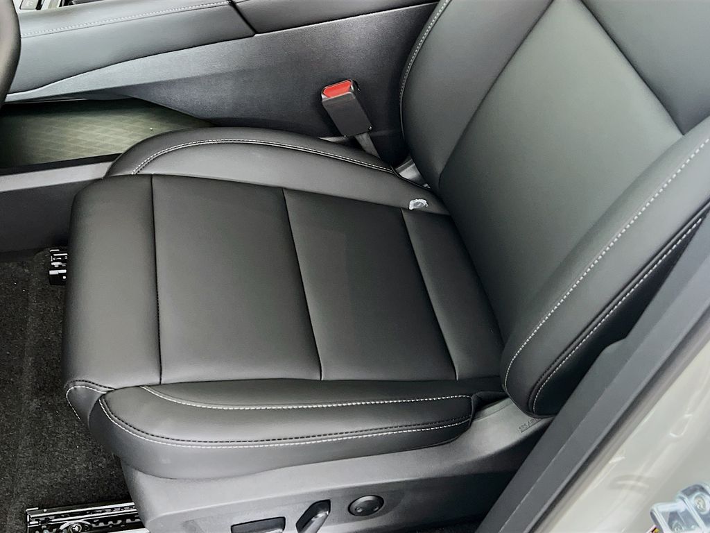 2025 Nissan Murano SL - Photo 16