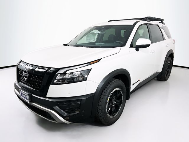 2025 Nissan Pathfinder Rock Creek photo 3