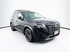 2026 Nissan Pathfinder SL SUV