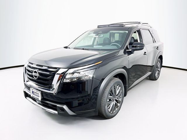 2025 Nissan Pathfinder SL photo 3
