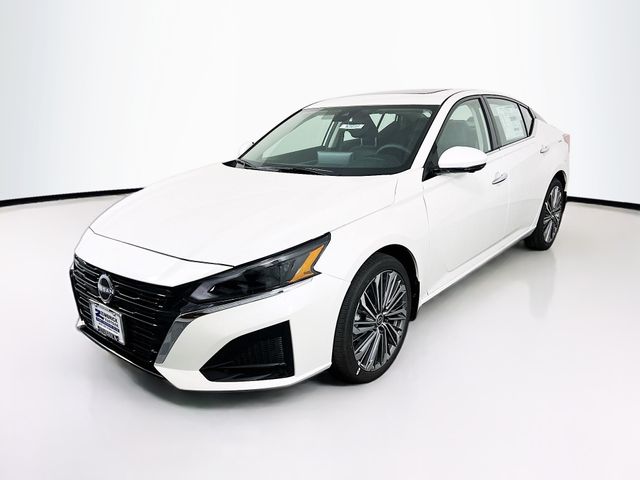 2025 Nissan Altima 2.5 SL photo 2