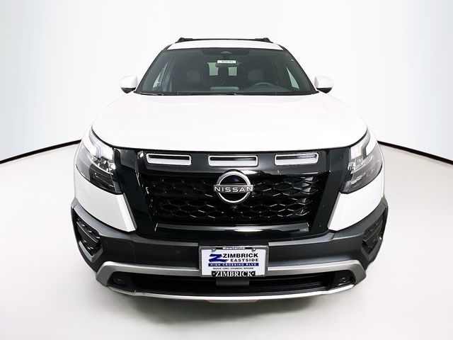 2025 Nissan Pathfinder Rock Creek photo 2