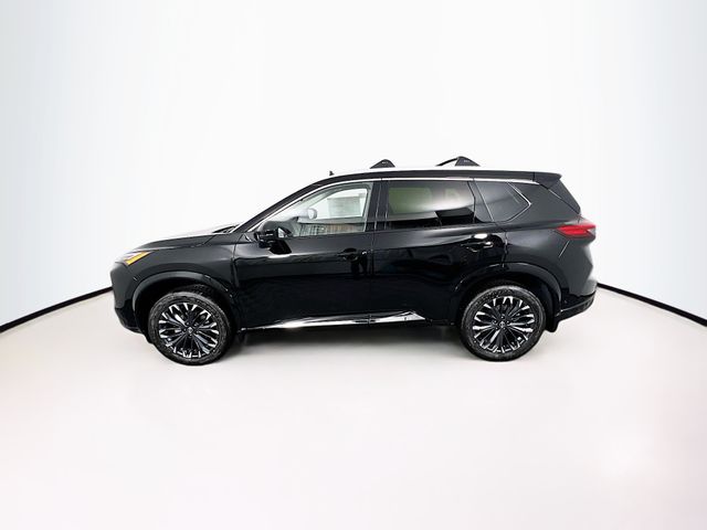 2026 Nissan Rogue Platinum photo 2