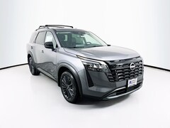 2026 Nissan Pathfinder SL SUV