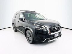 2025 Nissan Pathfinder SL SUV