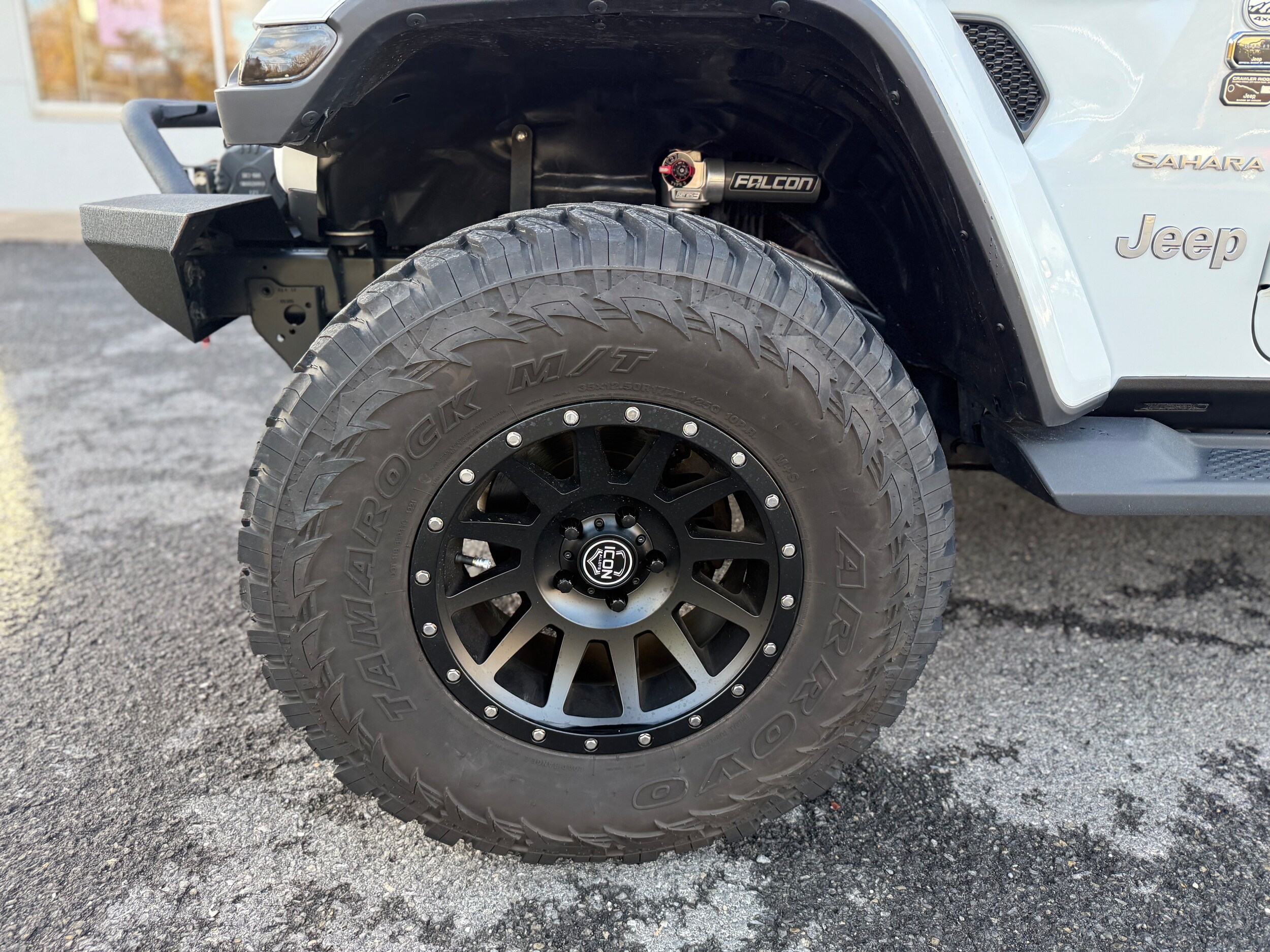 2018 Jeep Wrangler Unlimited Sahara photo 2