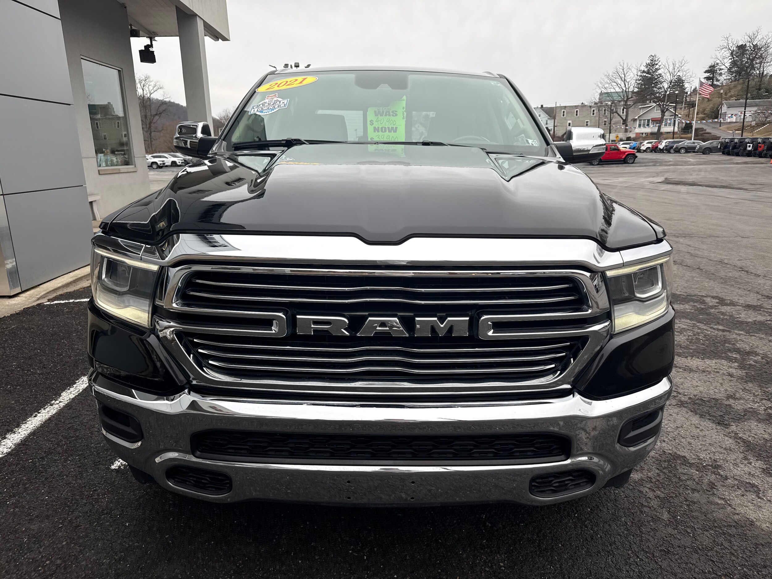 2021 Ram 1500 Laramie photo 2