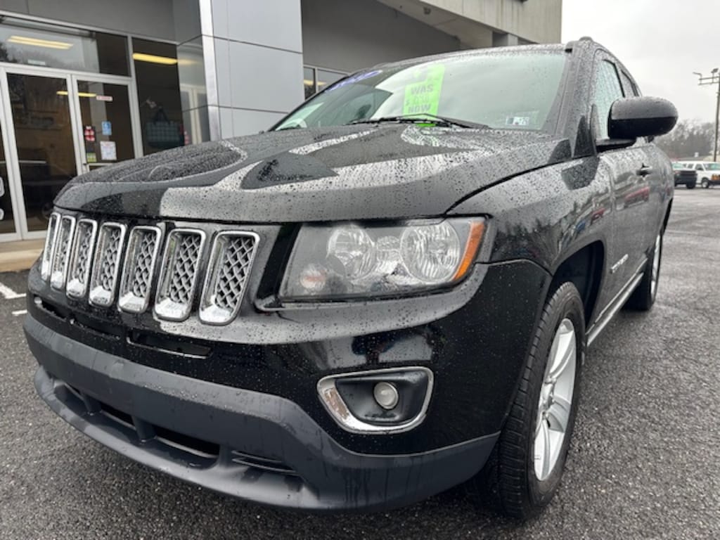 Certified 2017 Jeep Compass Latitude 4x4 SUV