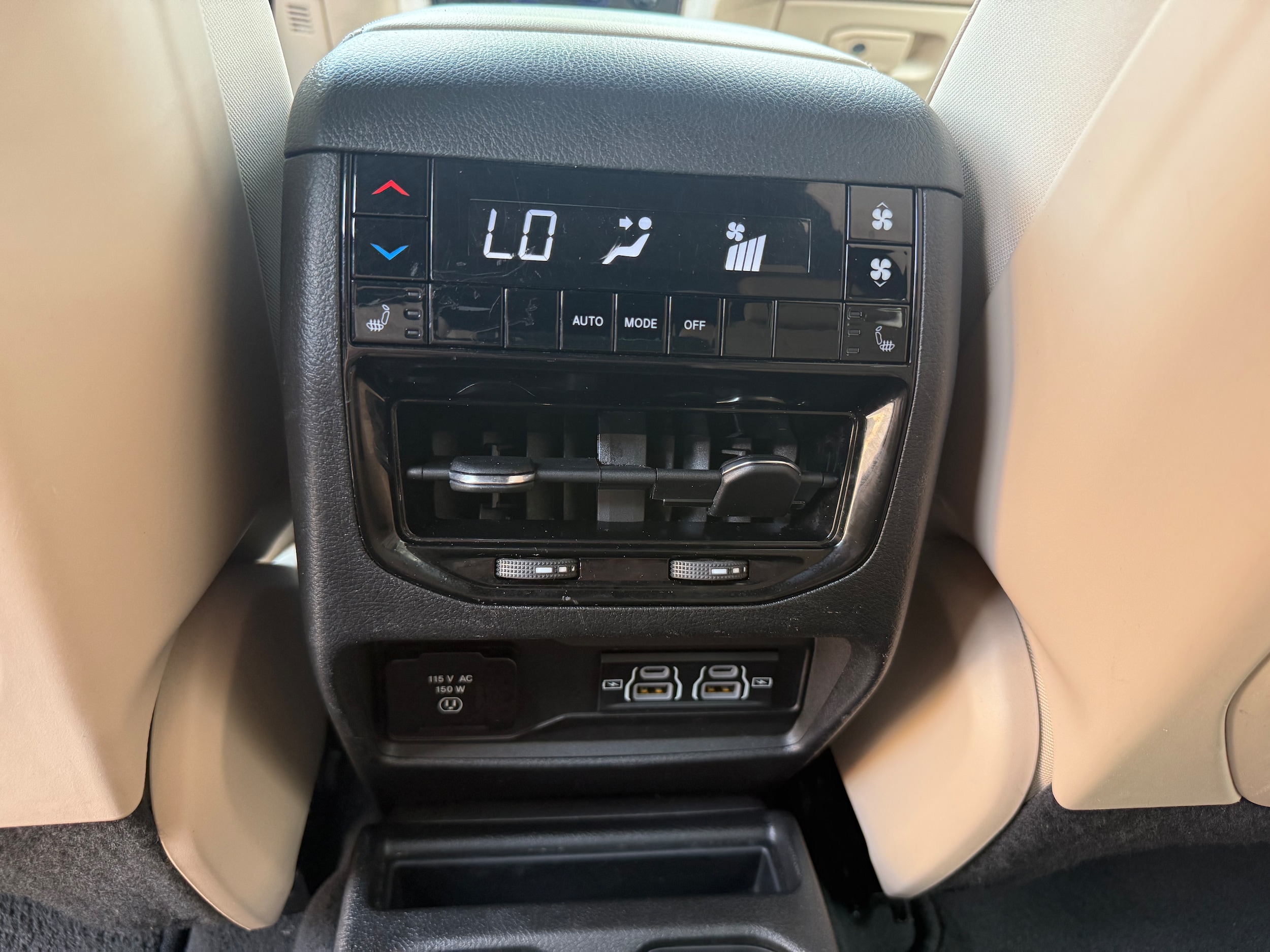 2023 Jeep Grand Cherokee L Limited - Photo 13
