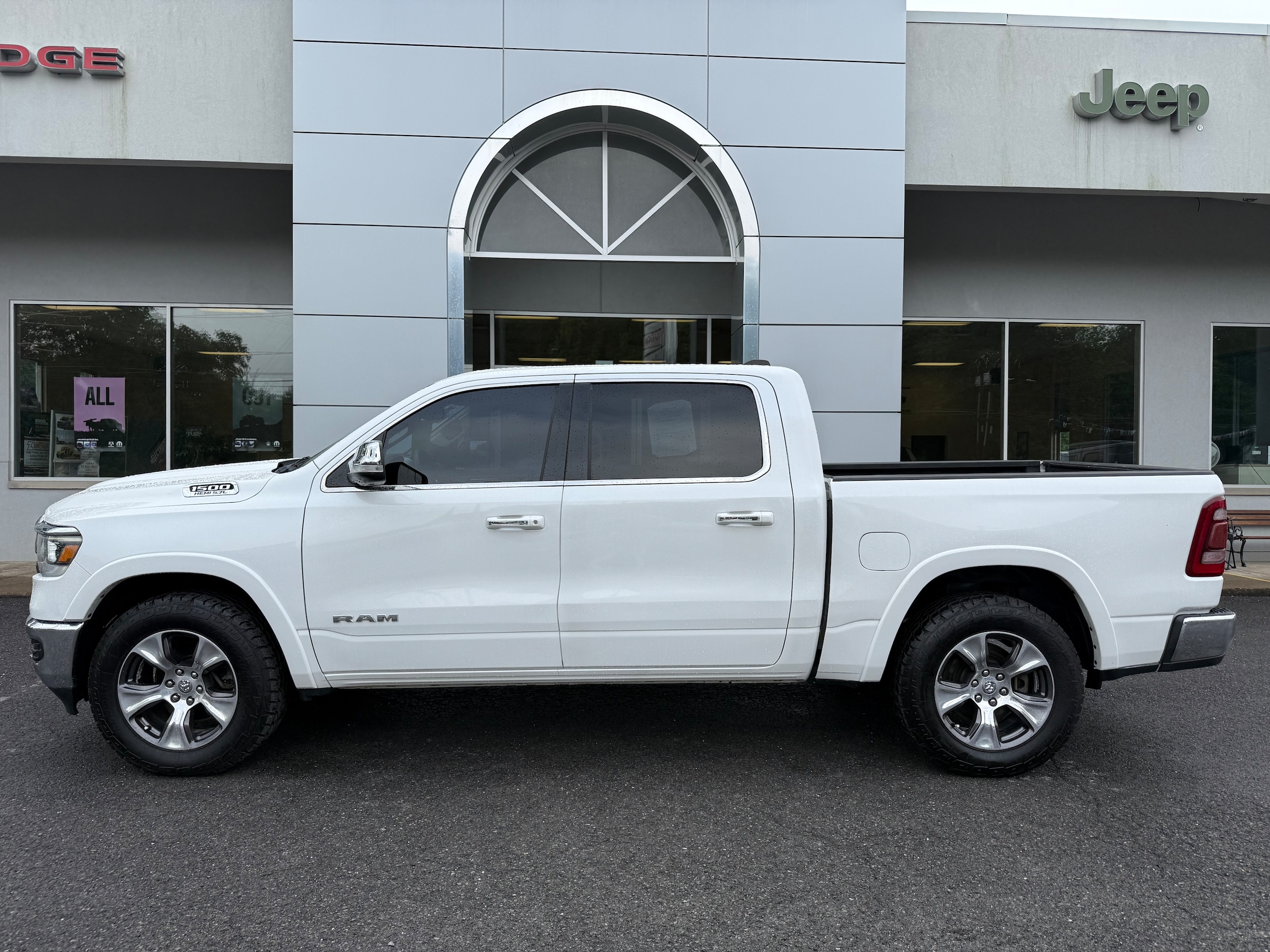 Certified 2019 RAM Ram 1500 Pickup Laramie with VIN 1C6SRFJT5KN621953 for sale in Sunbury, PA