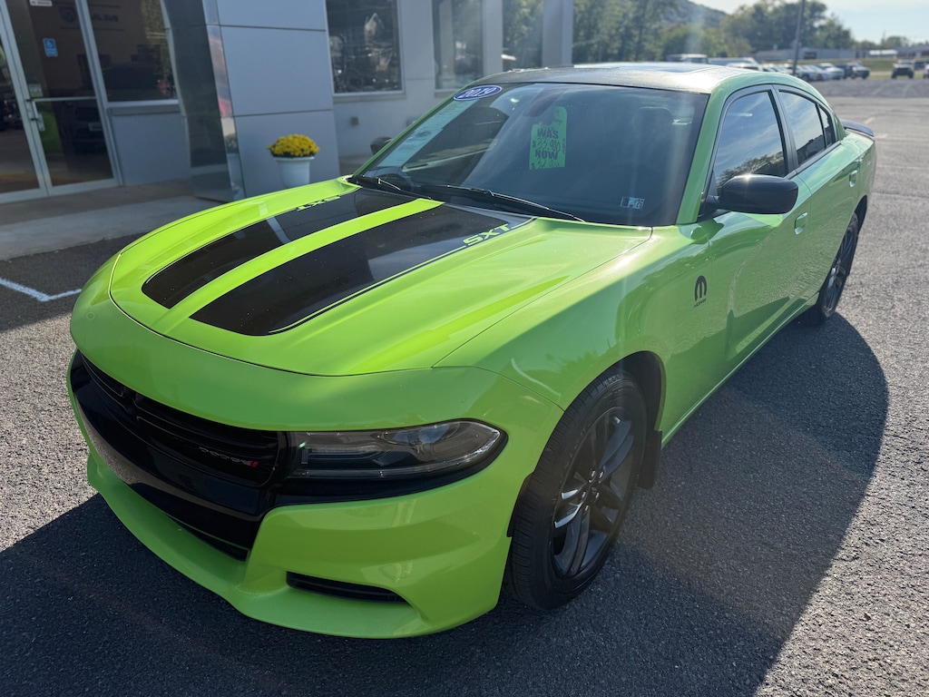 Used 2019 Dodge Charger SXT Sedan