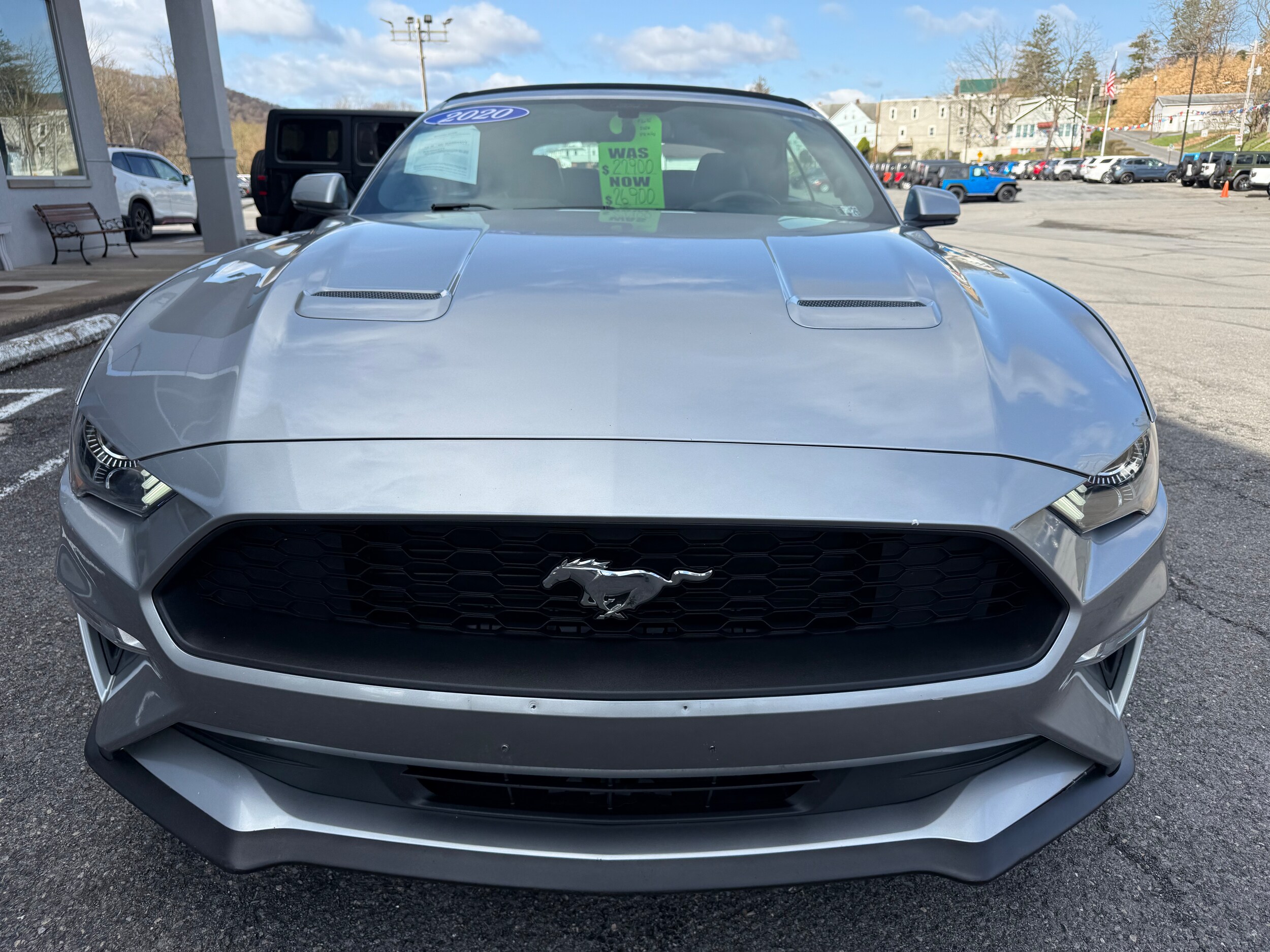 2020 Ford Mustang Convertible photo 4