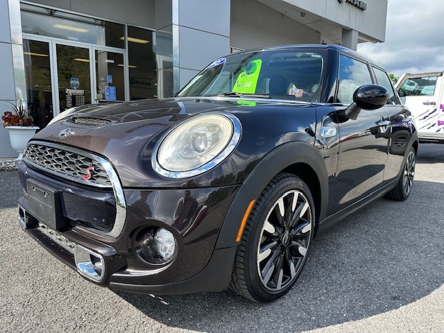 Used 2015 MINI Cooper S with VIN WMWXU3C55F2B65843 for sale in Sunbury, PA