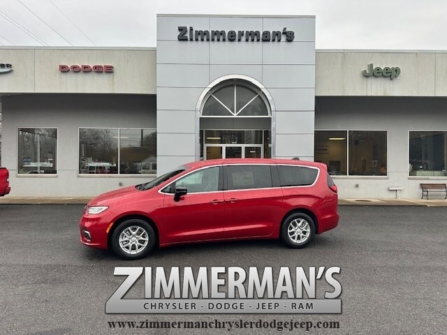 2026 Chrysler Pacifica Select's photo