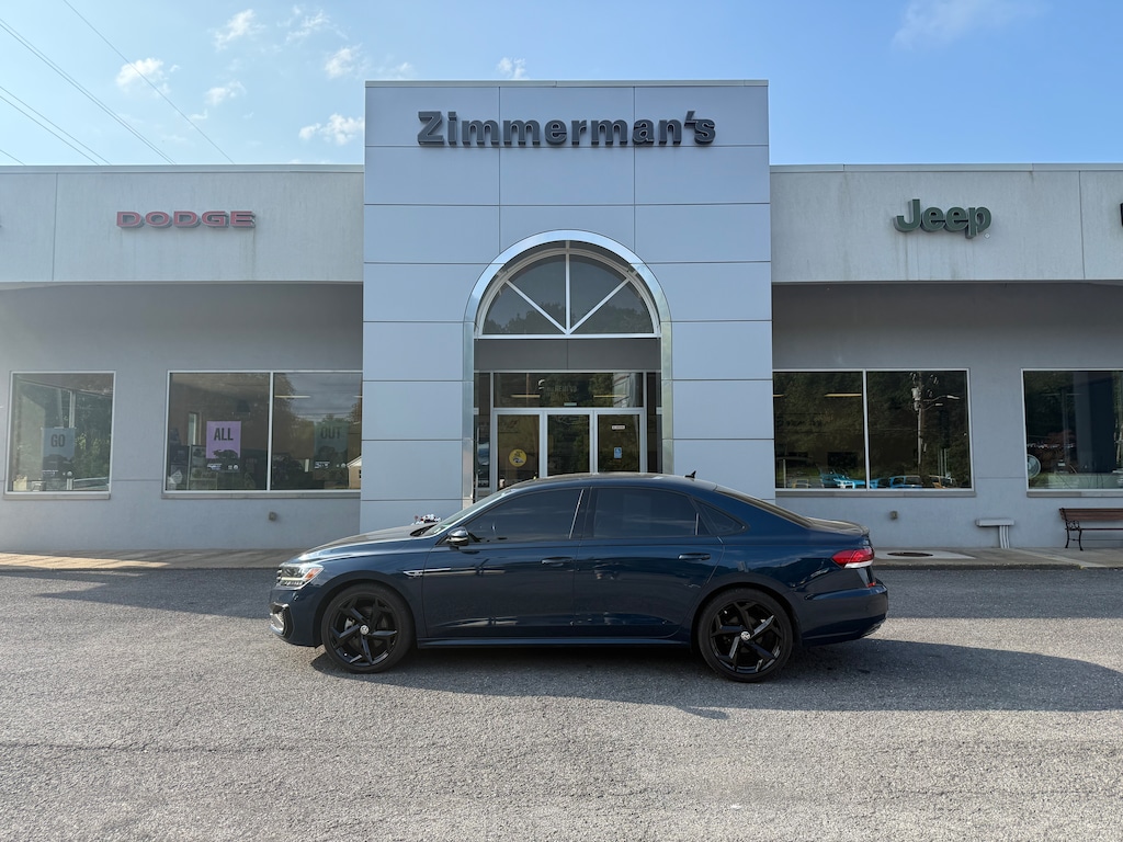 Certified 2021 Volkswagen Passat 2.0T R-Line Sedan