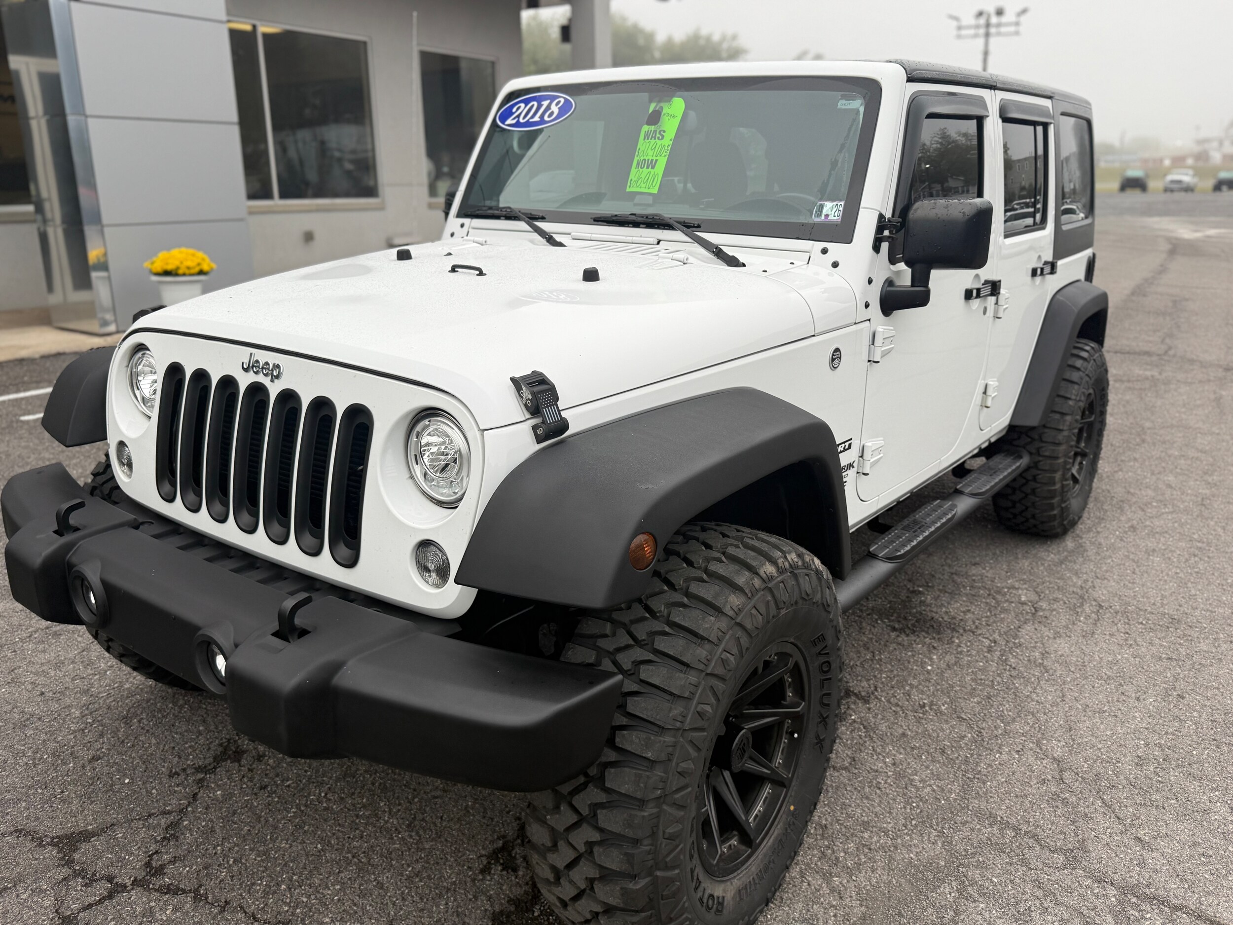 2018 Jeep Wrangler Unlimited Sport photo 2
