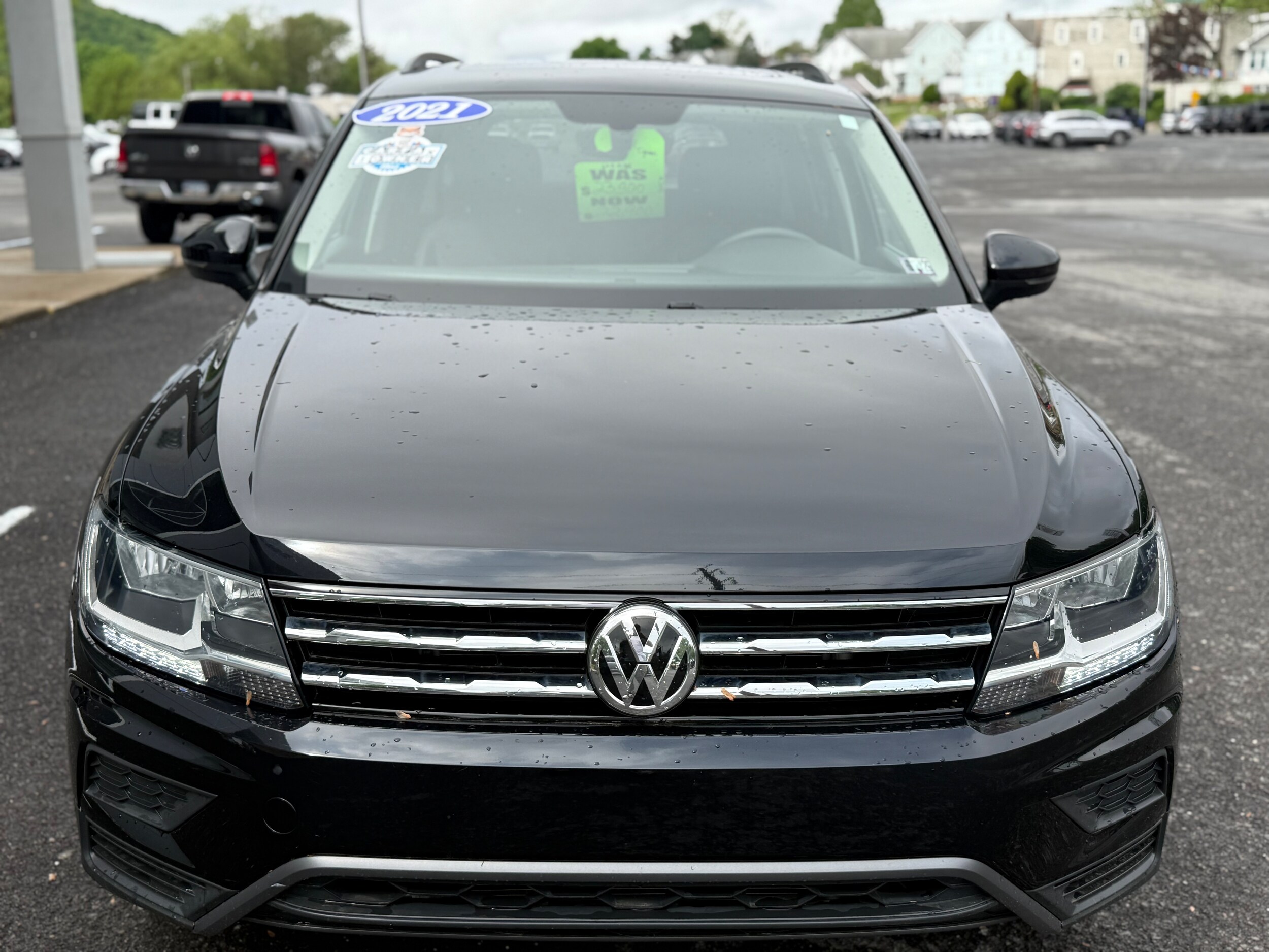 2021 Volkswagen Tiguan SE photo 4