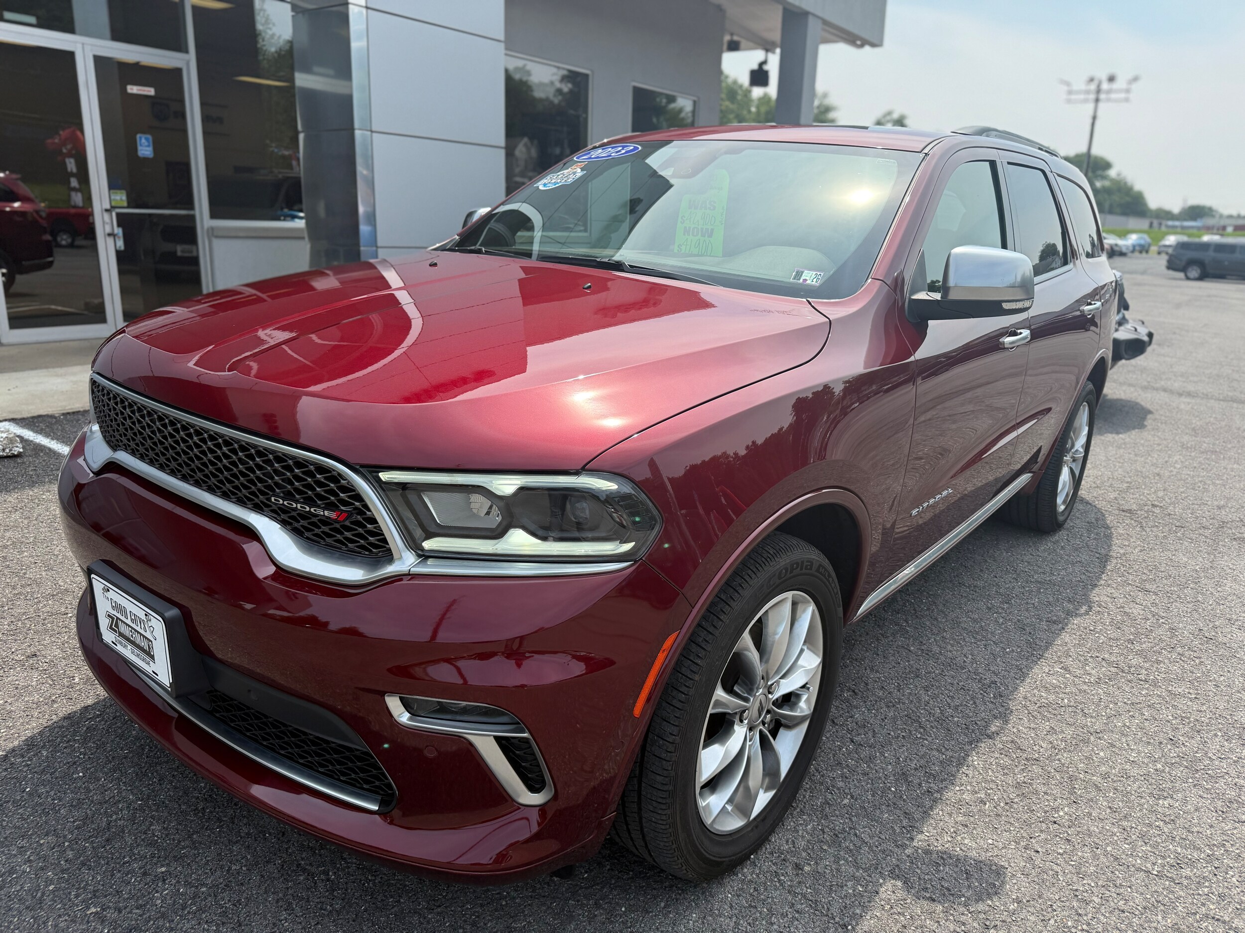 2023 Dodge Durango Citadel photo 2