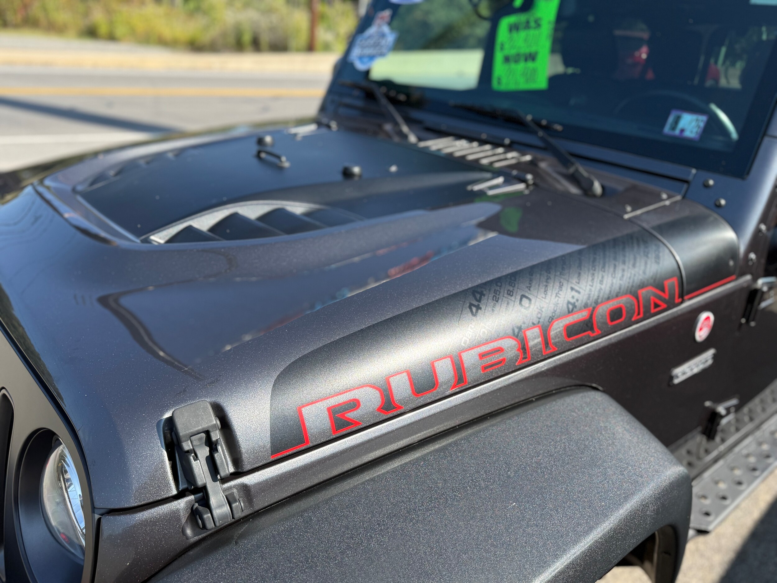 2017 Jeep Wrangler Unlimited Rubicon Recon photo 2
