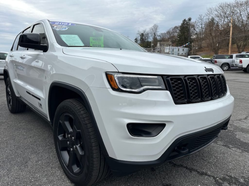 Certified 2021 Jeep Grand Cherokee Laredo SUV