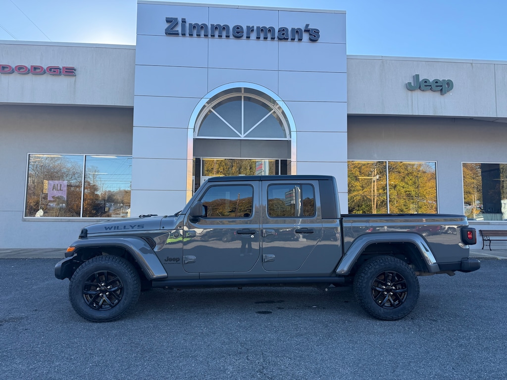 Certified 2022 Jeep Gladiator Sport Truck Crew Cab