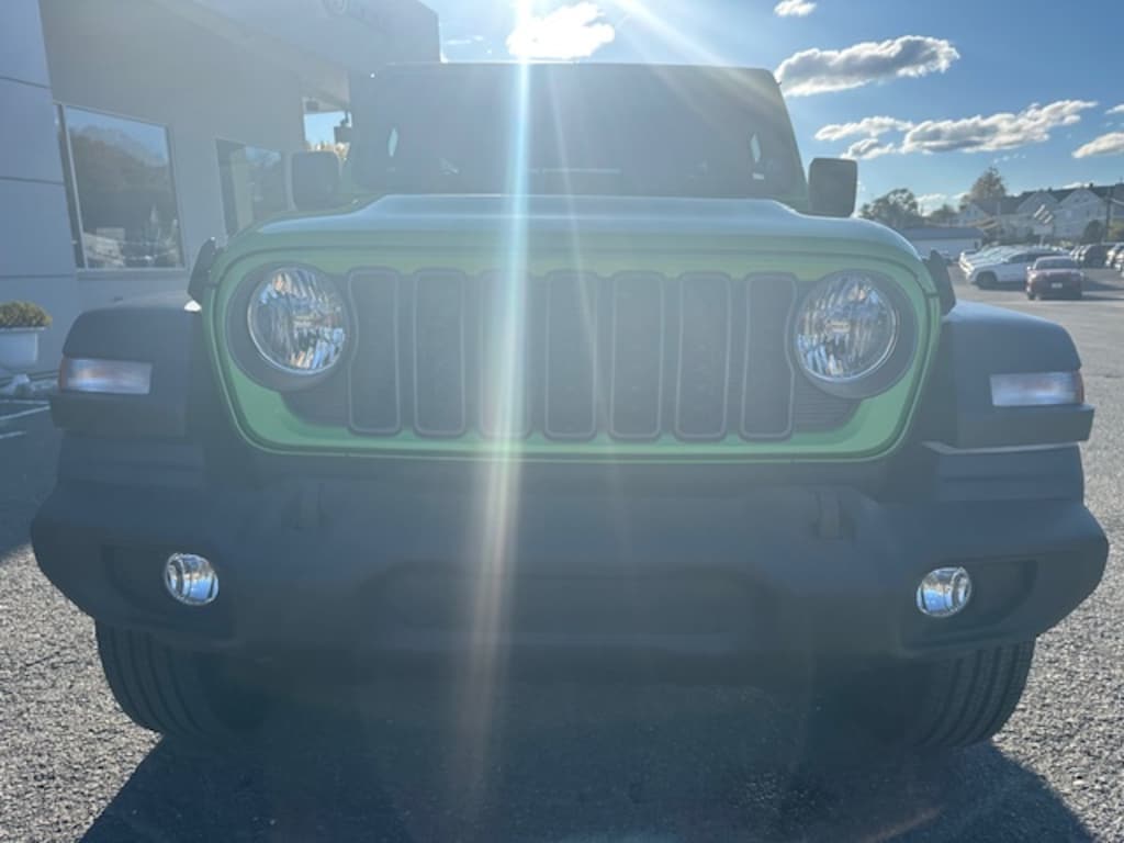 New 2026 Jeep Wrangler Sport Sport Utility