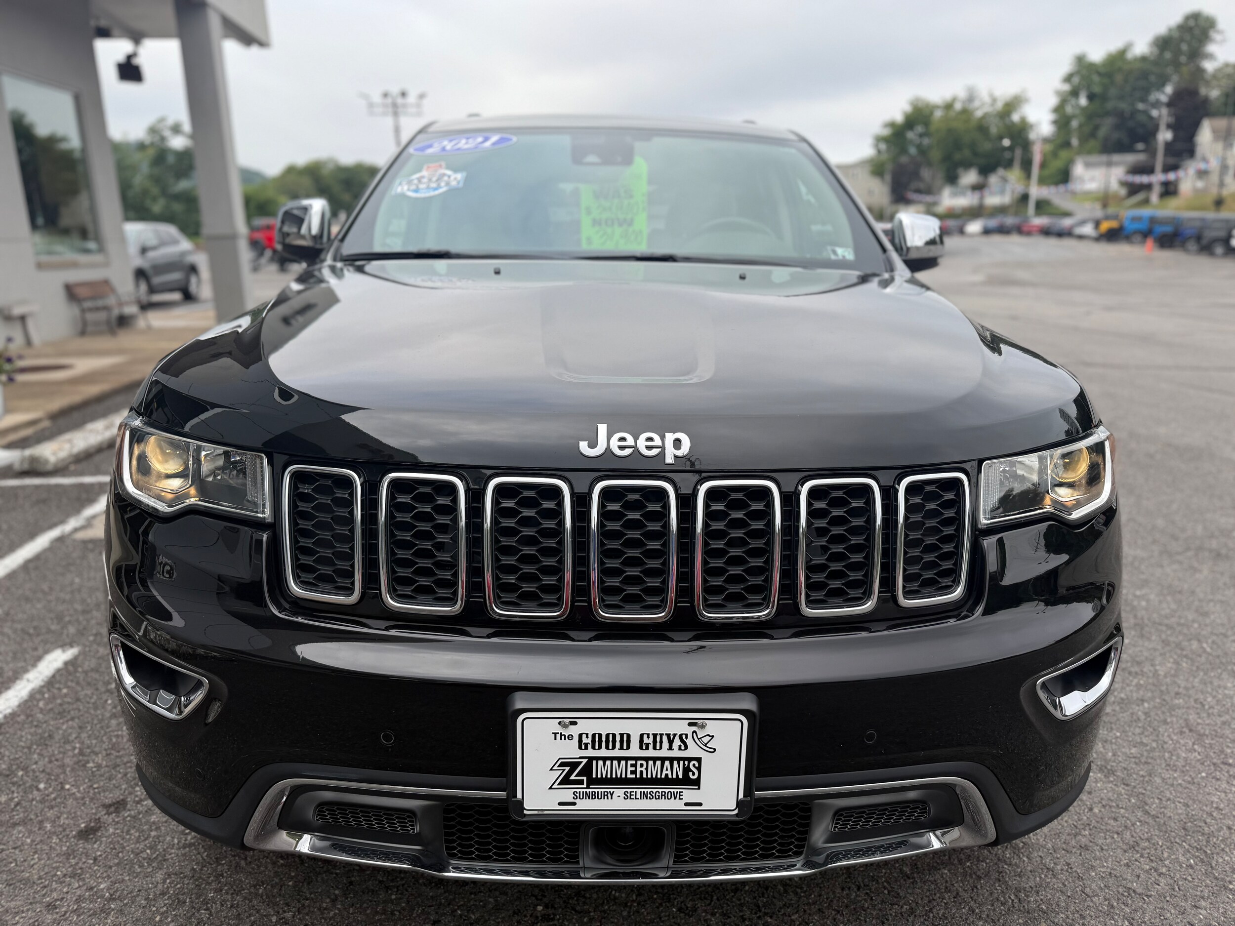 2021 Jeep Grand Cherokee Limited photo 3