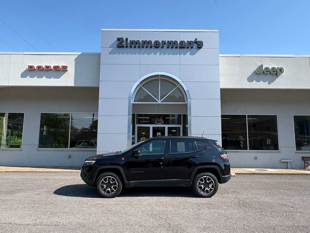 Certified 2025 Jeep Compass Trailhawk SUV