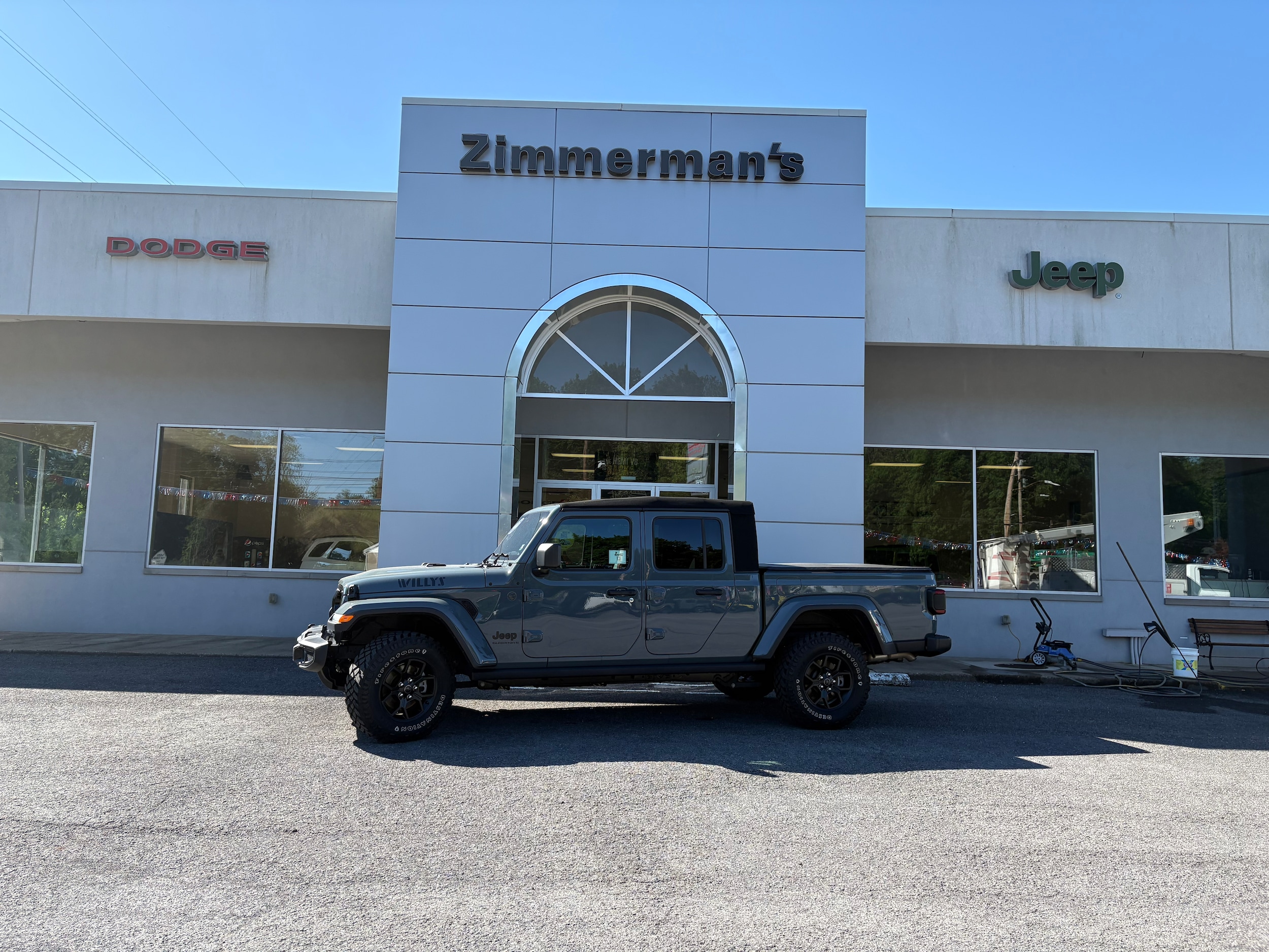 2025 Jeep Gladiator Willys Auto's photo