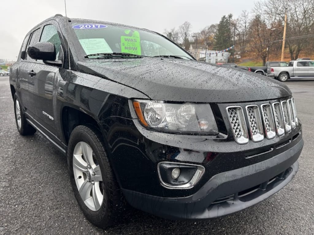 Certified 2017 Jeep Compass Latitude 4x4 SUV