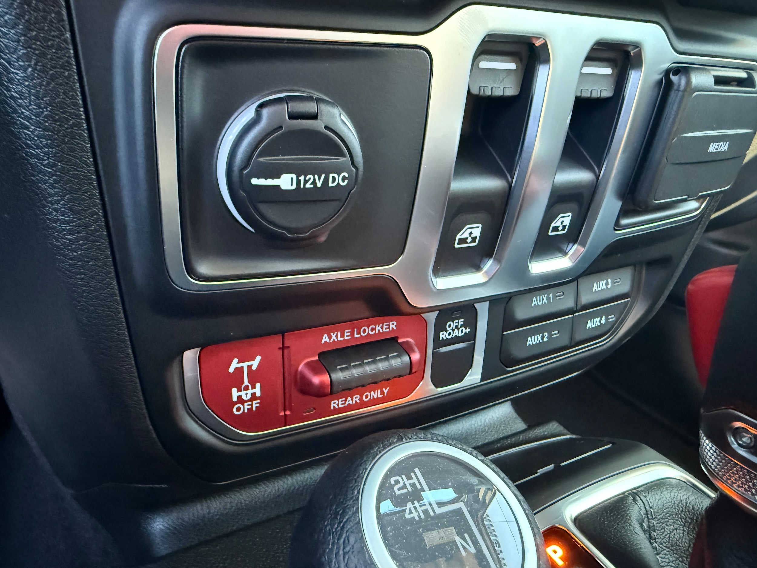 2026 Jeep Wrangler 2-Door Willys - Photo 25
