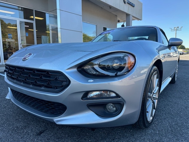 Used 2019 FIAT 124 Spider Lusso with VIN JC1NFAEK0K0142479 for sale in Sunbury, PA