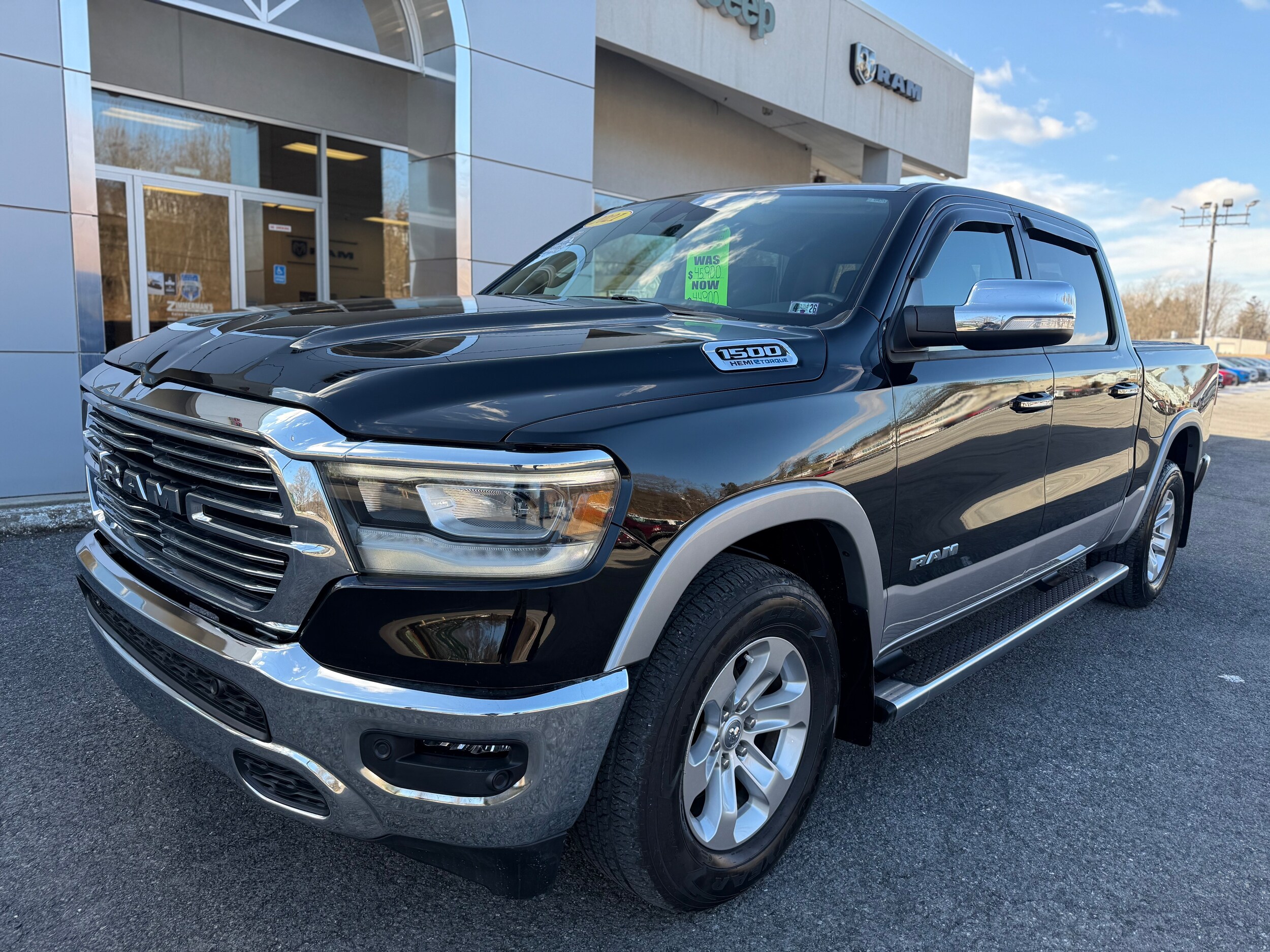 2021 Ram 1500 Laramie photo 2